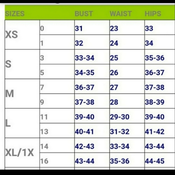 Stunning floral lined sundress - Picture 8 of 8